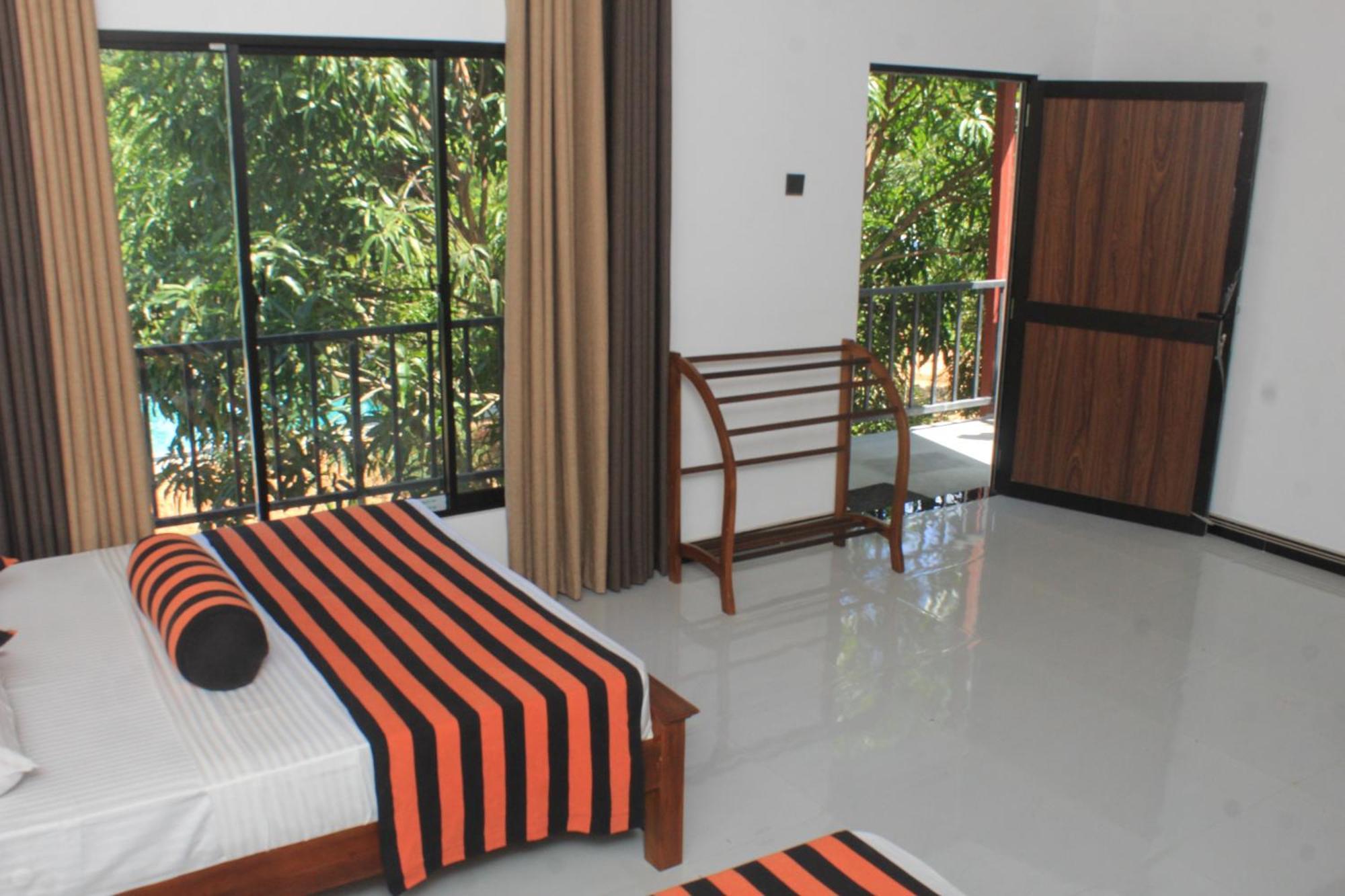 Sigiriya Sun Shine Villa Extérieur photo