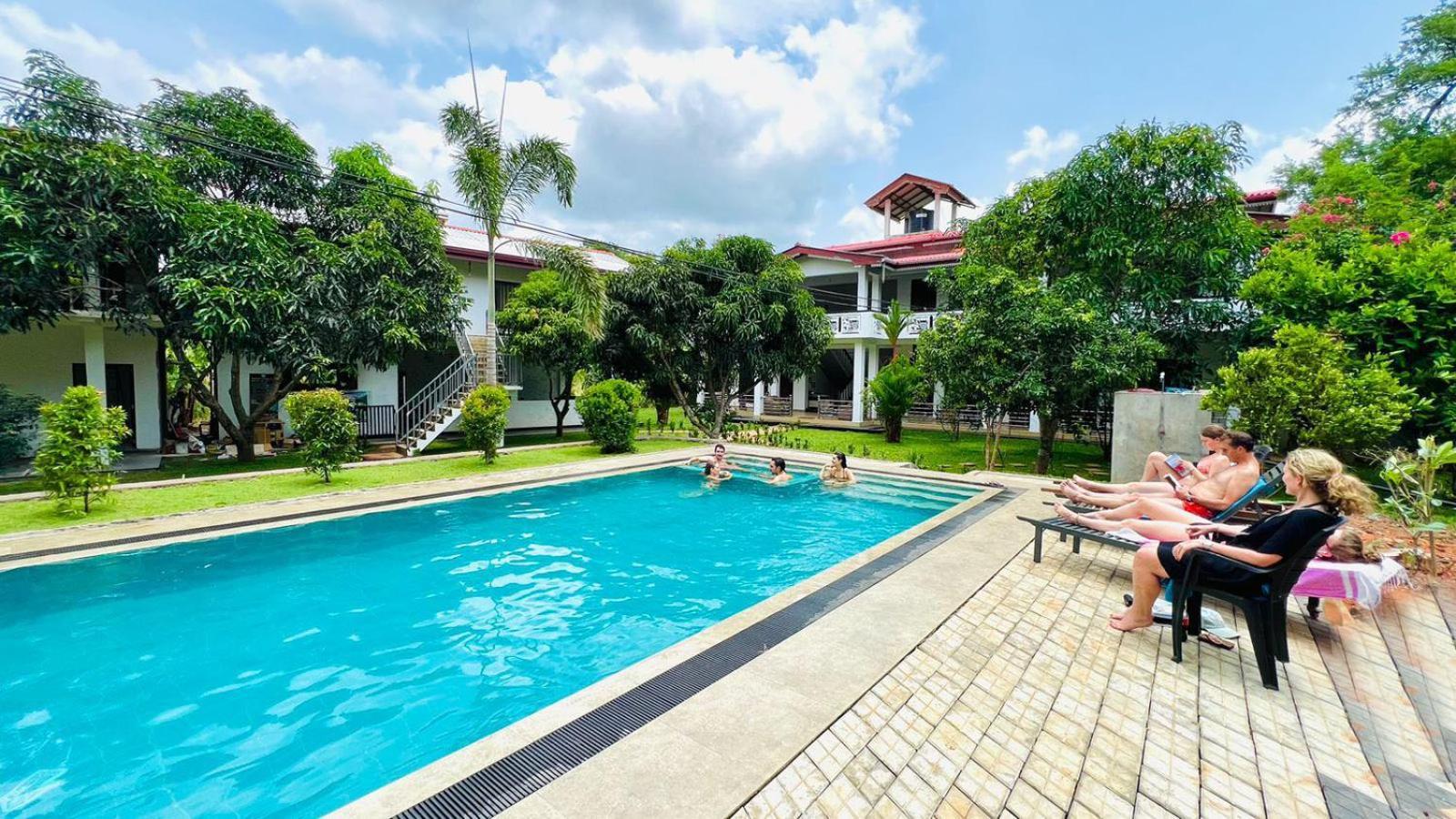 Sigiriya Sun Shine Villa Extérieur photo